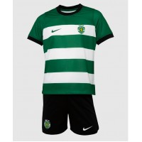 Camisa de Futebol Sporting CP Equipamento Principal Infantil 2023-24 Manga Curta (+ Calças curtas)